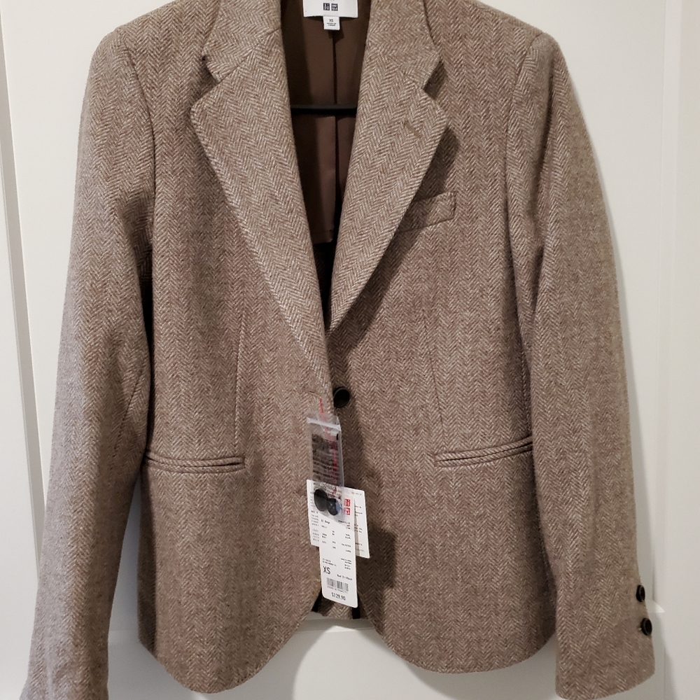 New Uniqlo Beige brown xs formal everyday jacket